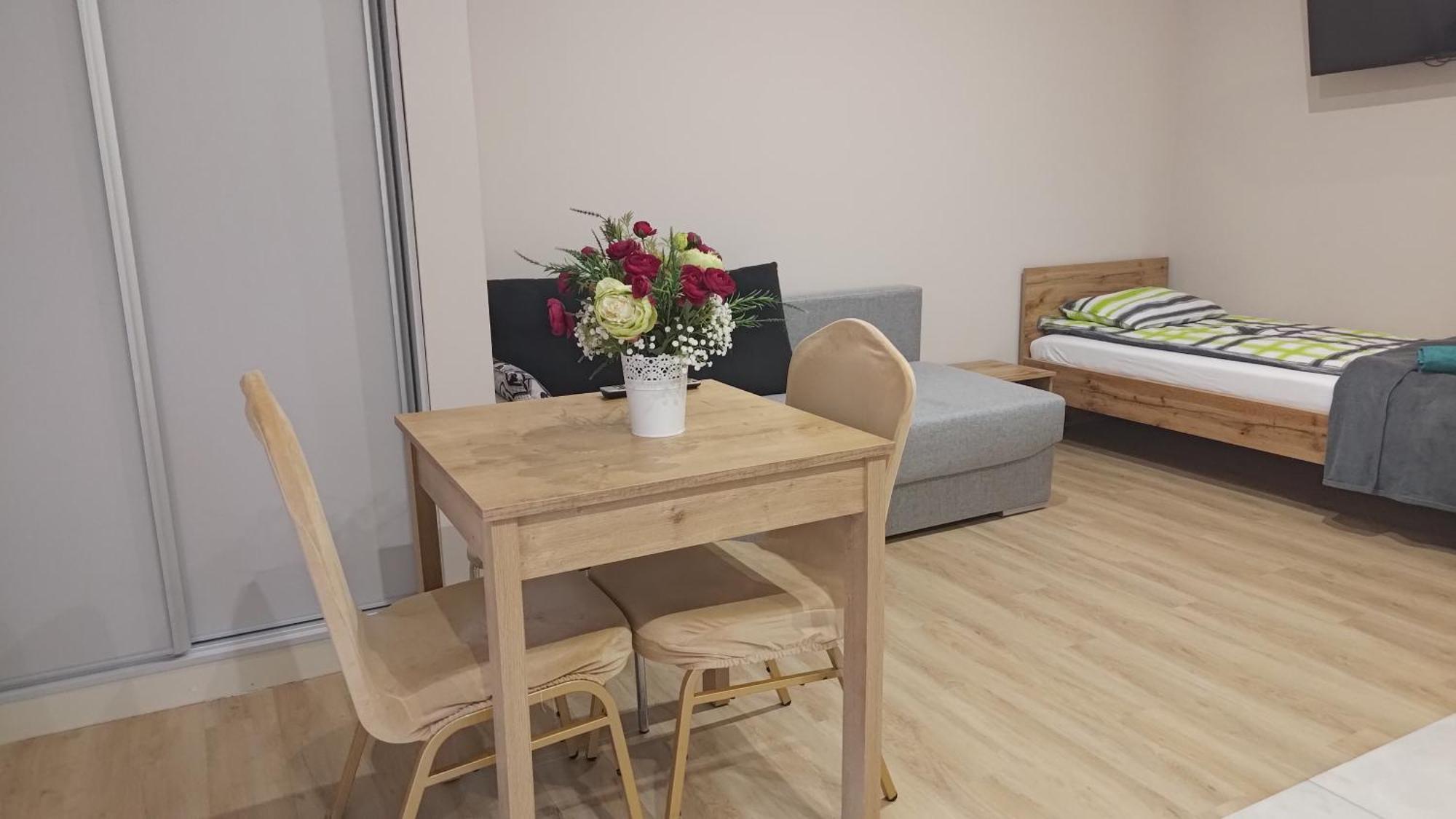 Apartamenty Stara Piekarnia Slawatycze Luaran gambar
